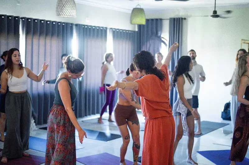 5 Day yoga retreat in Bali - students practicing yoga in Ubud